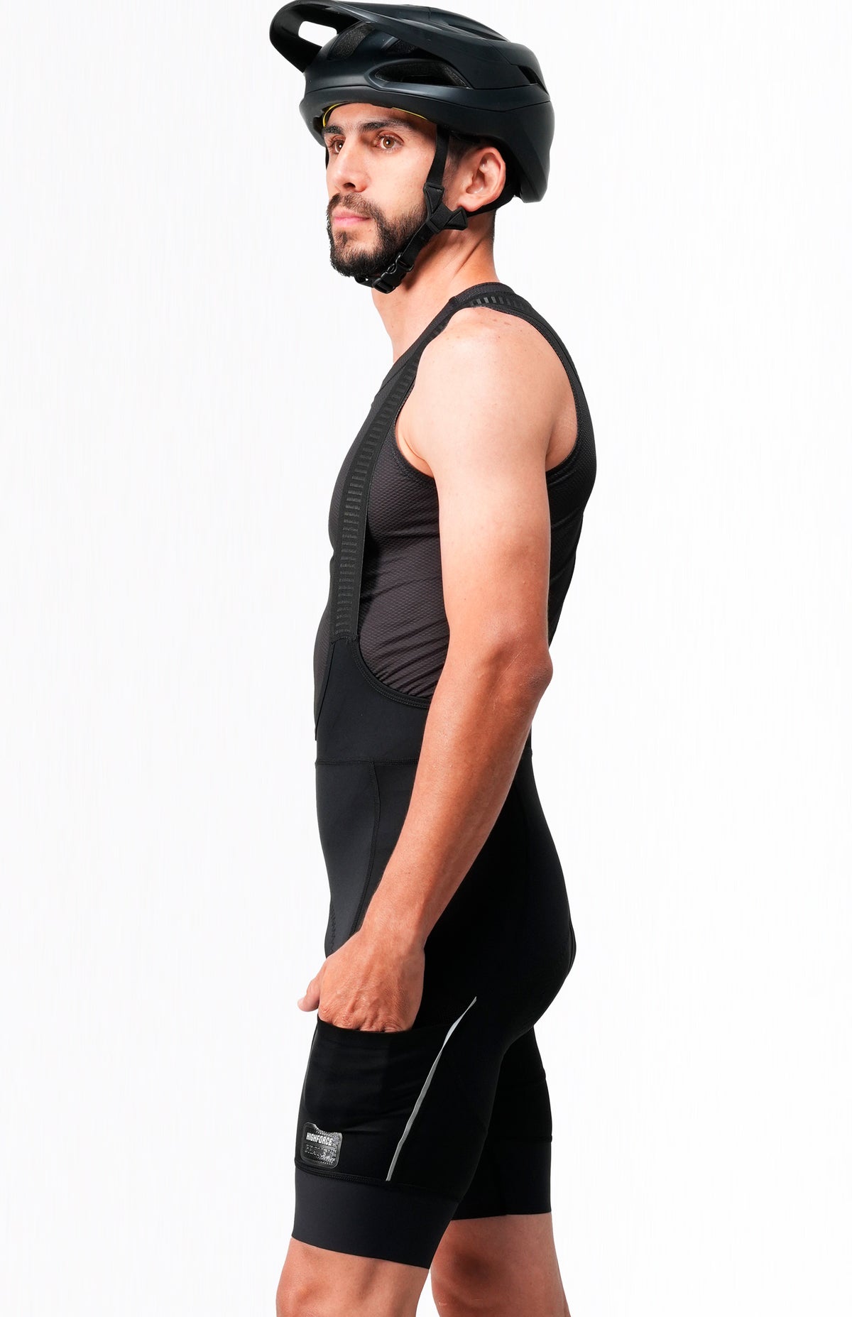 PANTALONETA HIGHFORCE CON BOLSILLOS