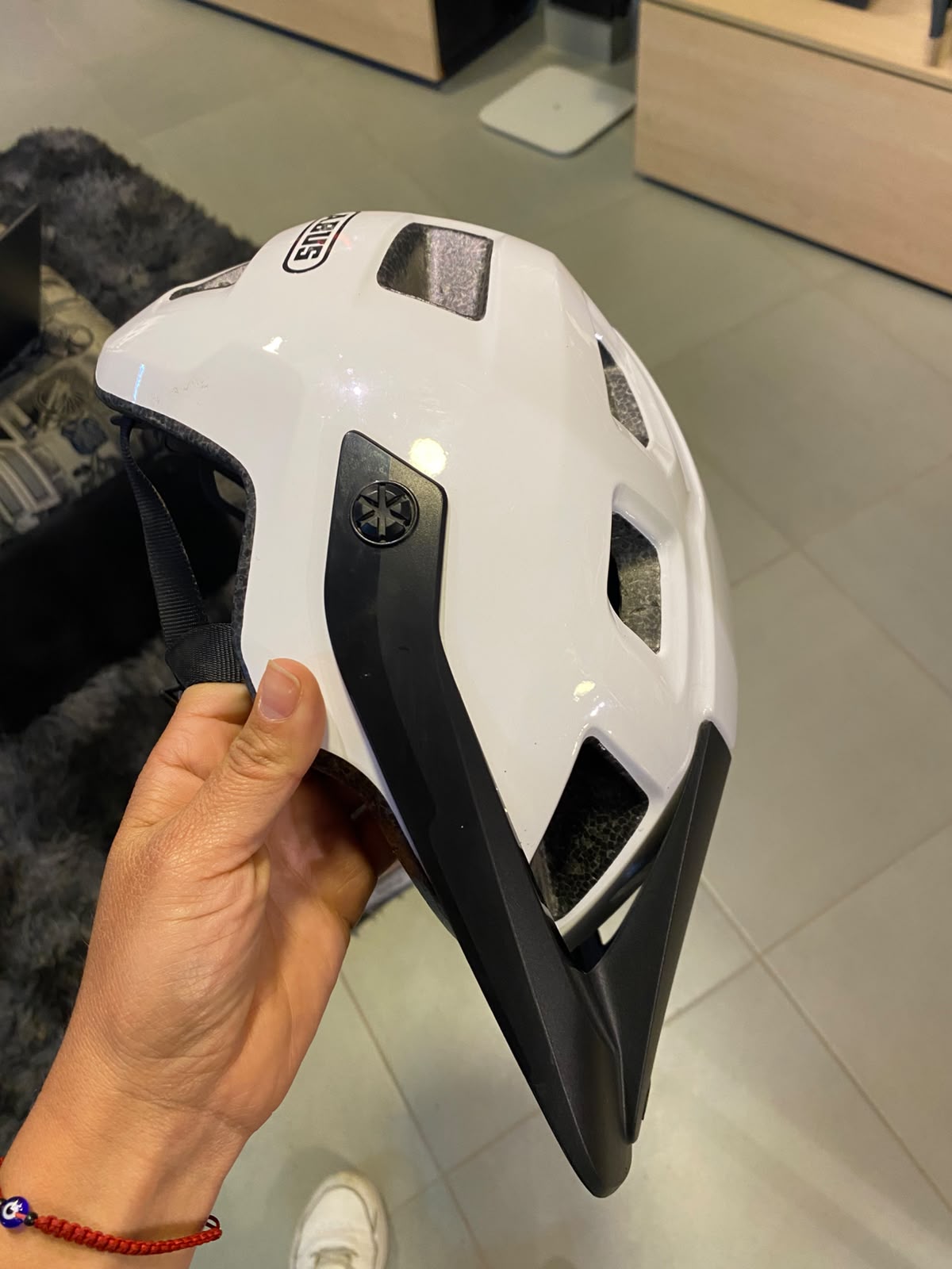 CASCO ABUS MOTRIP MTB