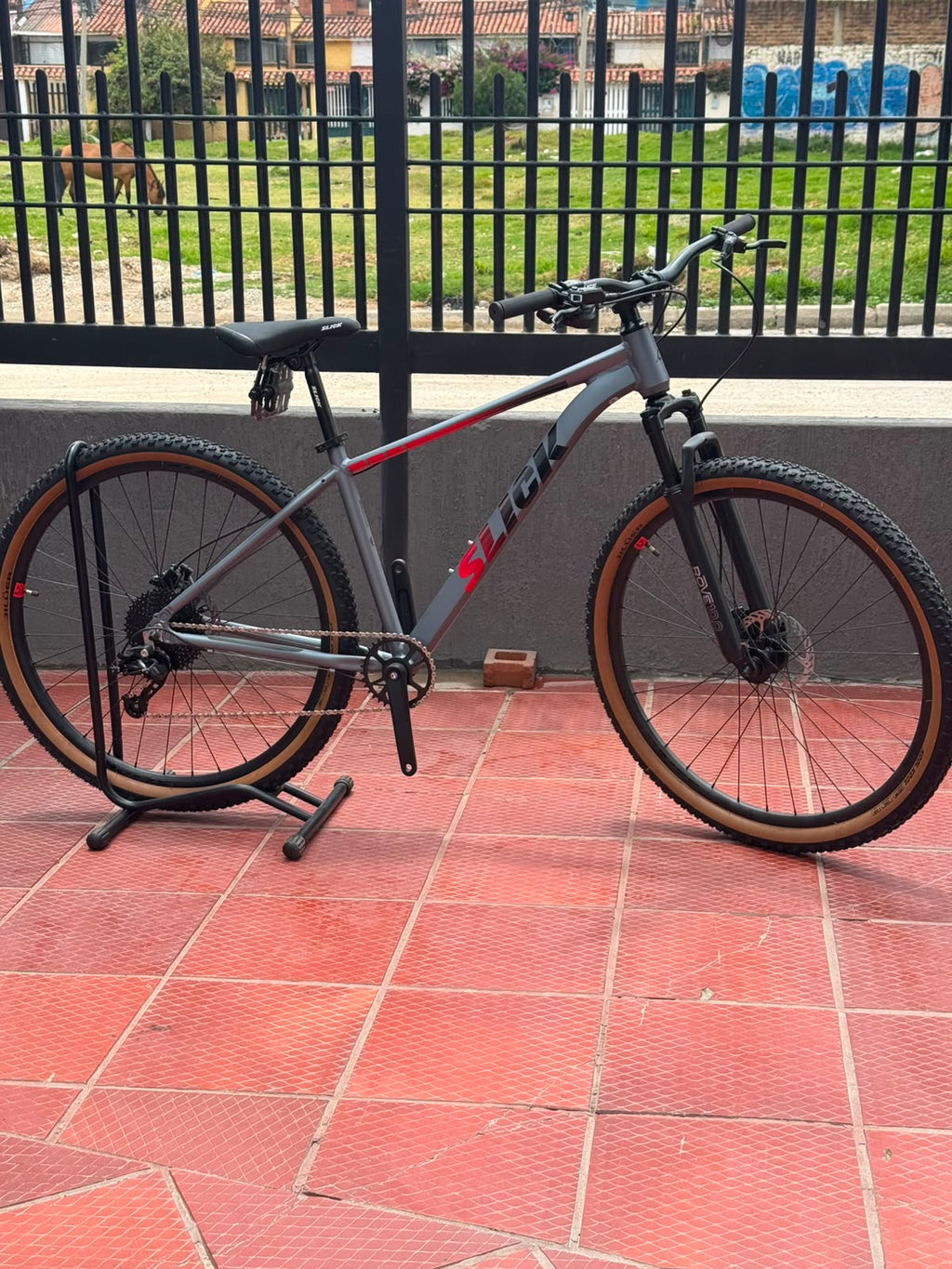 CLIFF SLICK ROVE 10.0