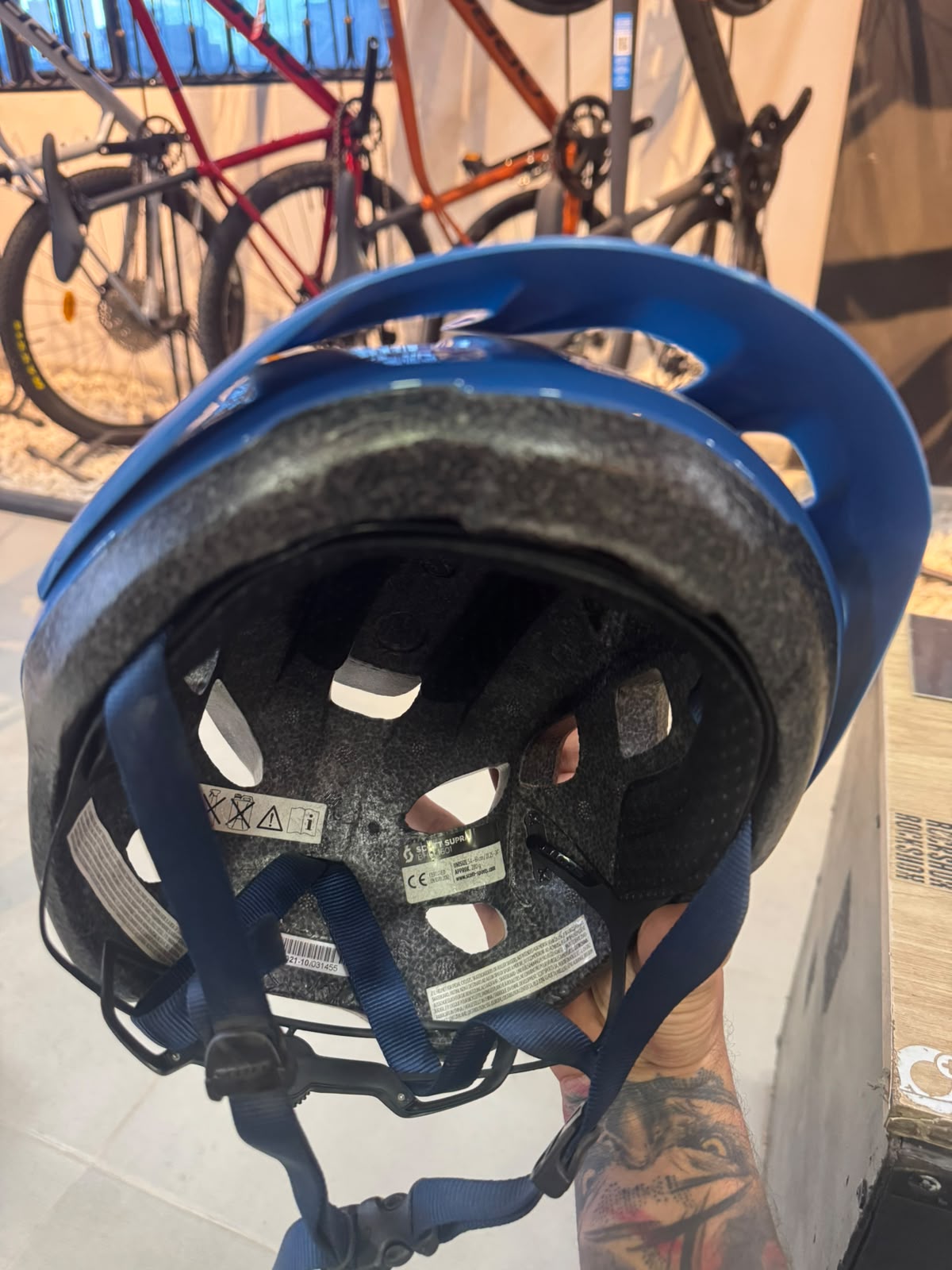 CASCO SCOTT SUPRA MTB