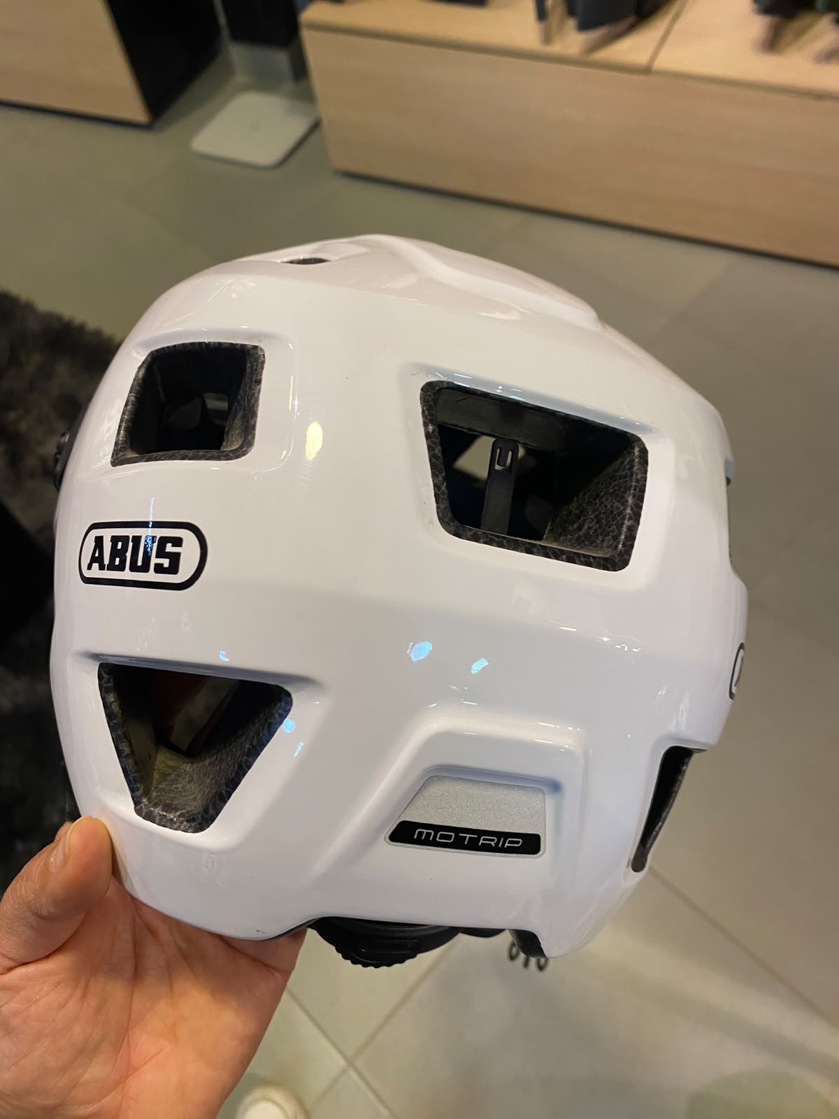 CASCO ABUS MOTRIP MTB
