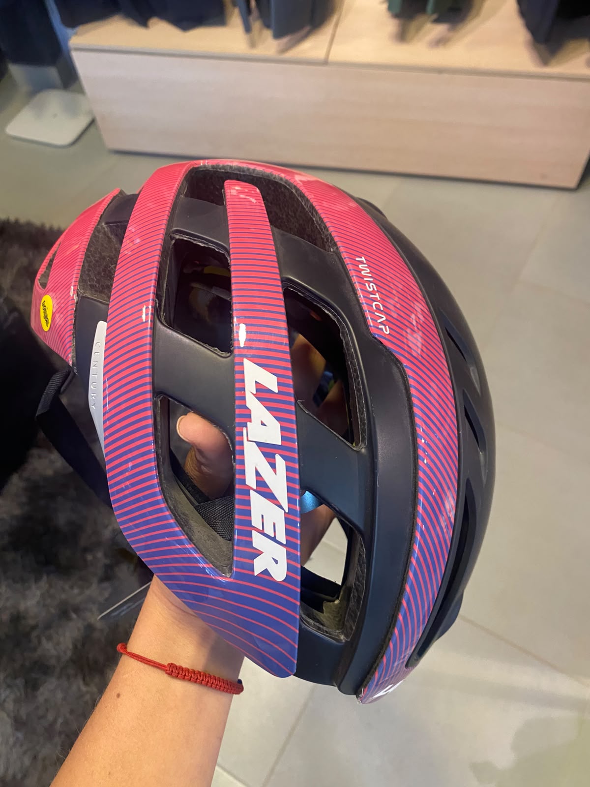 CASCO RUTA CENTURY MIPS LAZER