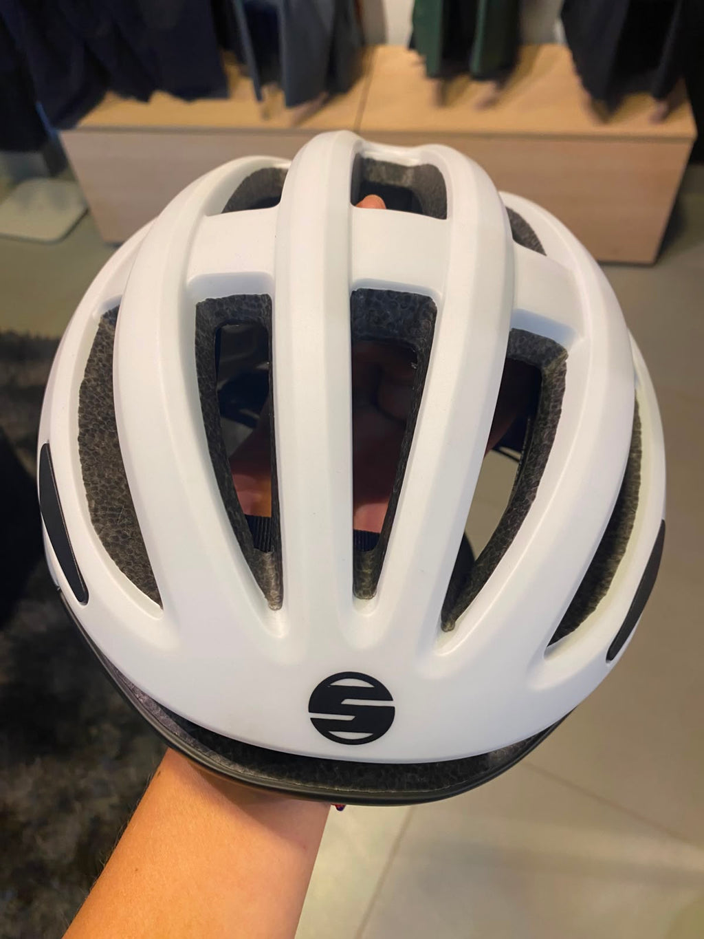 CASCO STL LUZ TRASERA RECARGABLE