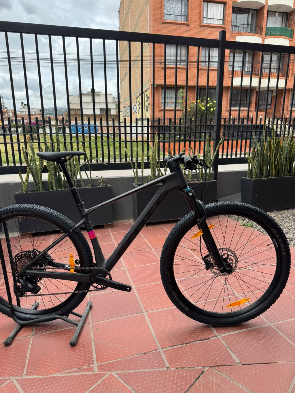 SCOTT SCALE 910 - 2026