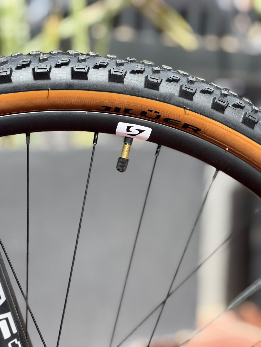 BICICLETA DE MONTAÑA CLIFF SLICK ROVE 10