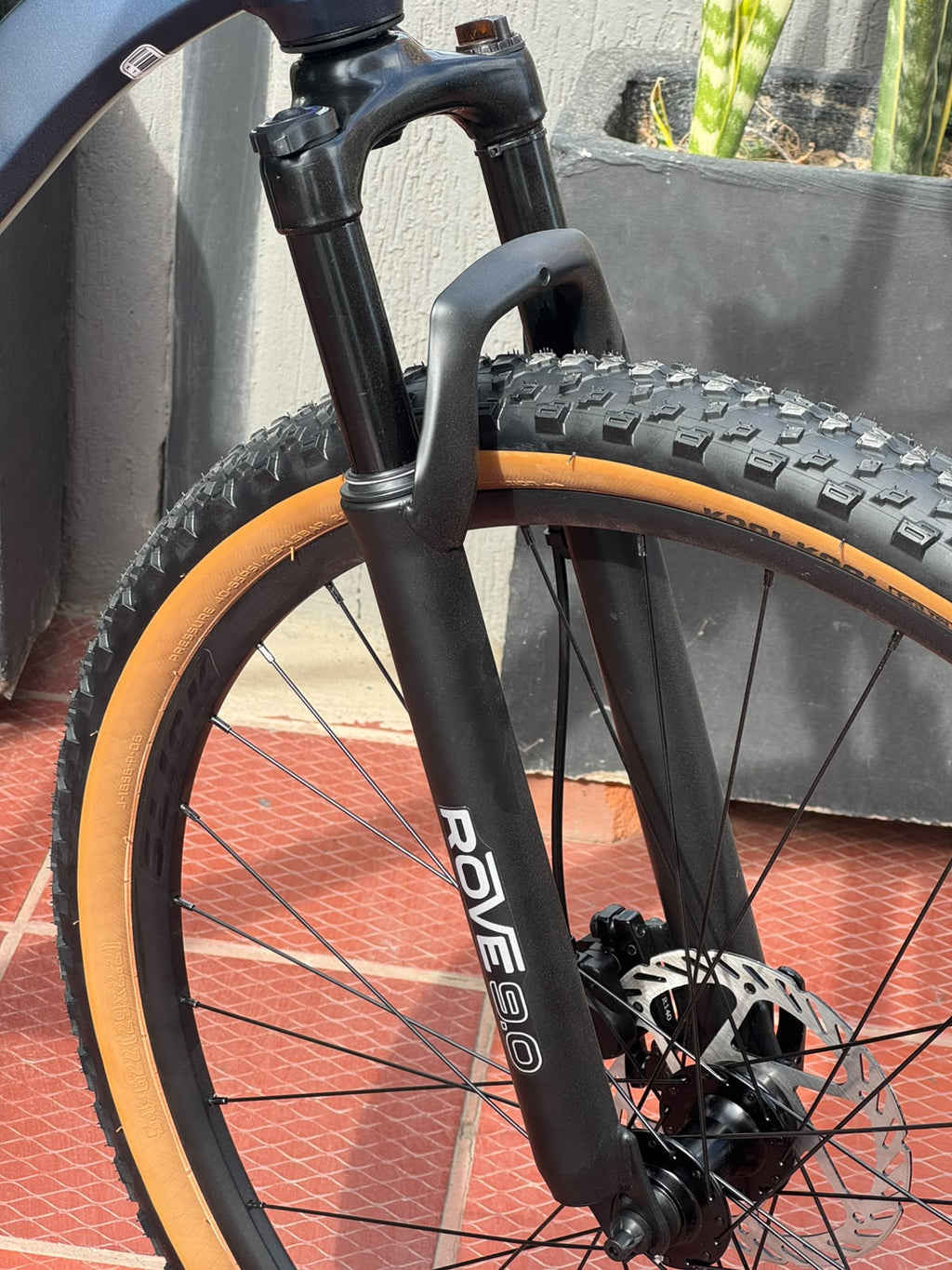 BICICLETA DE MONTAÑA ROVE 9.0